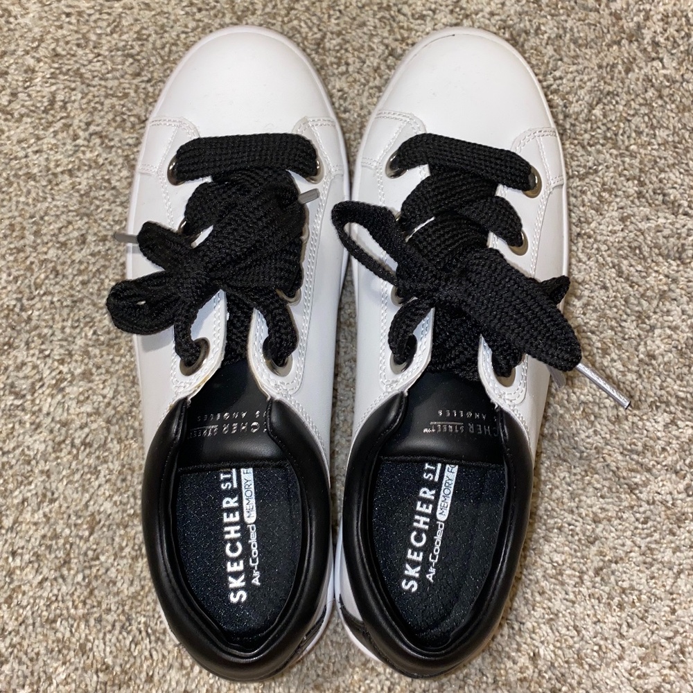 Black and White Sneaker